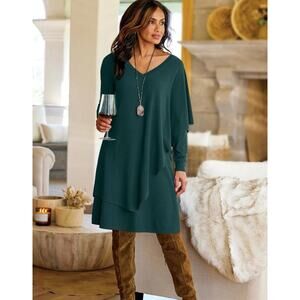 Soft Surroundings Marla Dress
Petite Medium Green Asymmetrical Tunic Knit Travel